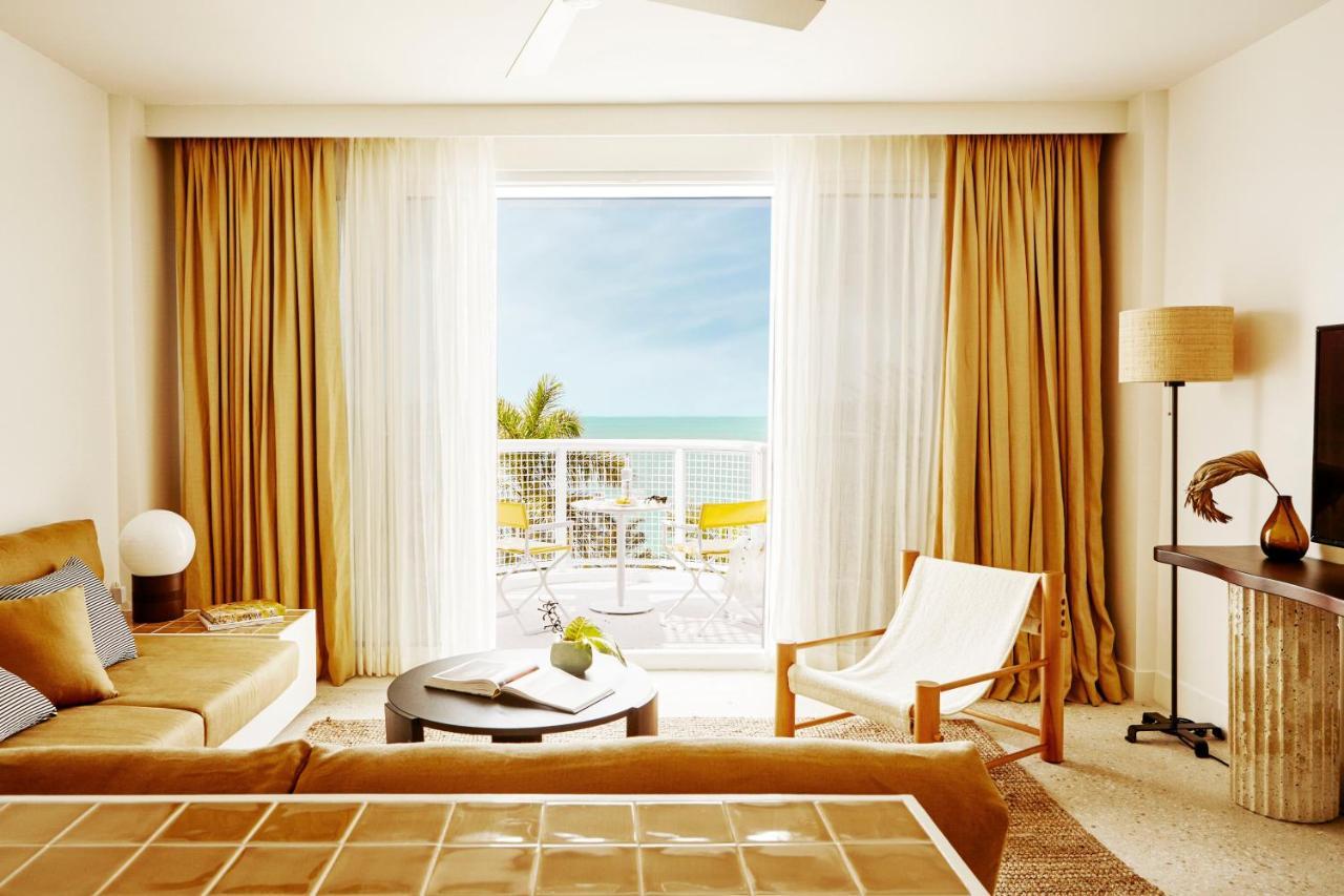 Hotel Palm Heights à George Town Extérieur photo